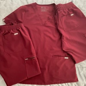 FIGS Scrub Set - Top and two scrub bottoms!